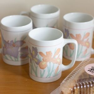 Vintage Iris Mug